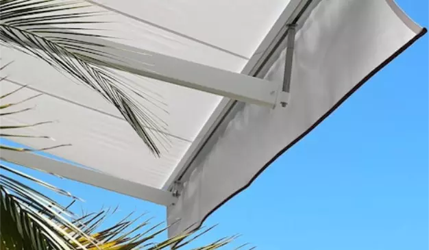 Toldos articulados na Tijuca: conforto, proteção e estilo para seu imóvel