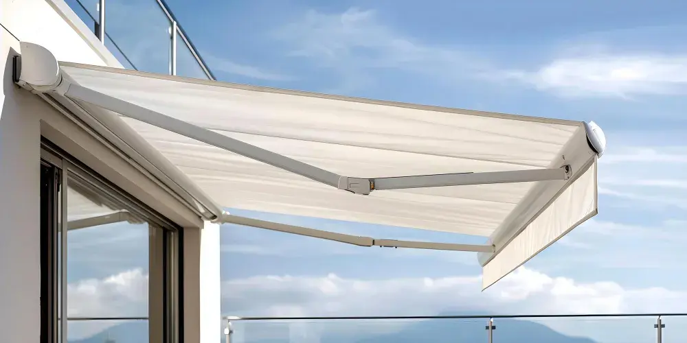 Toldo articulado na zona sudoeste RJ: vantagens para varandas e áreas externas Toldo articulado na zona sudoeste RJ: vantagens para varandas e áreas externas